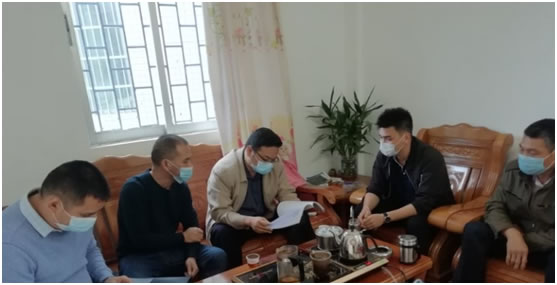 1.镇委副书记聂龙彪到黄沙村党总支指导扫黑除恶专项斗争工作.jpg