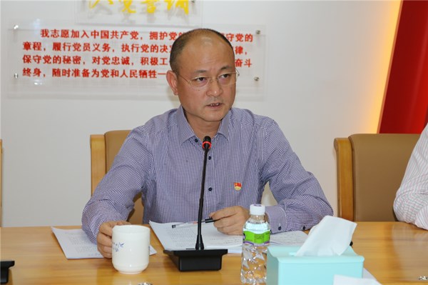 2.恩平市卫生健康局党组书记、局长刘晓荣讲授党课_副本.jpg 2.恩平市卫生健康局党组书记、局长刘晓荣讲授党课_副本.jpg