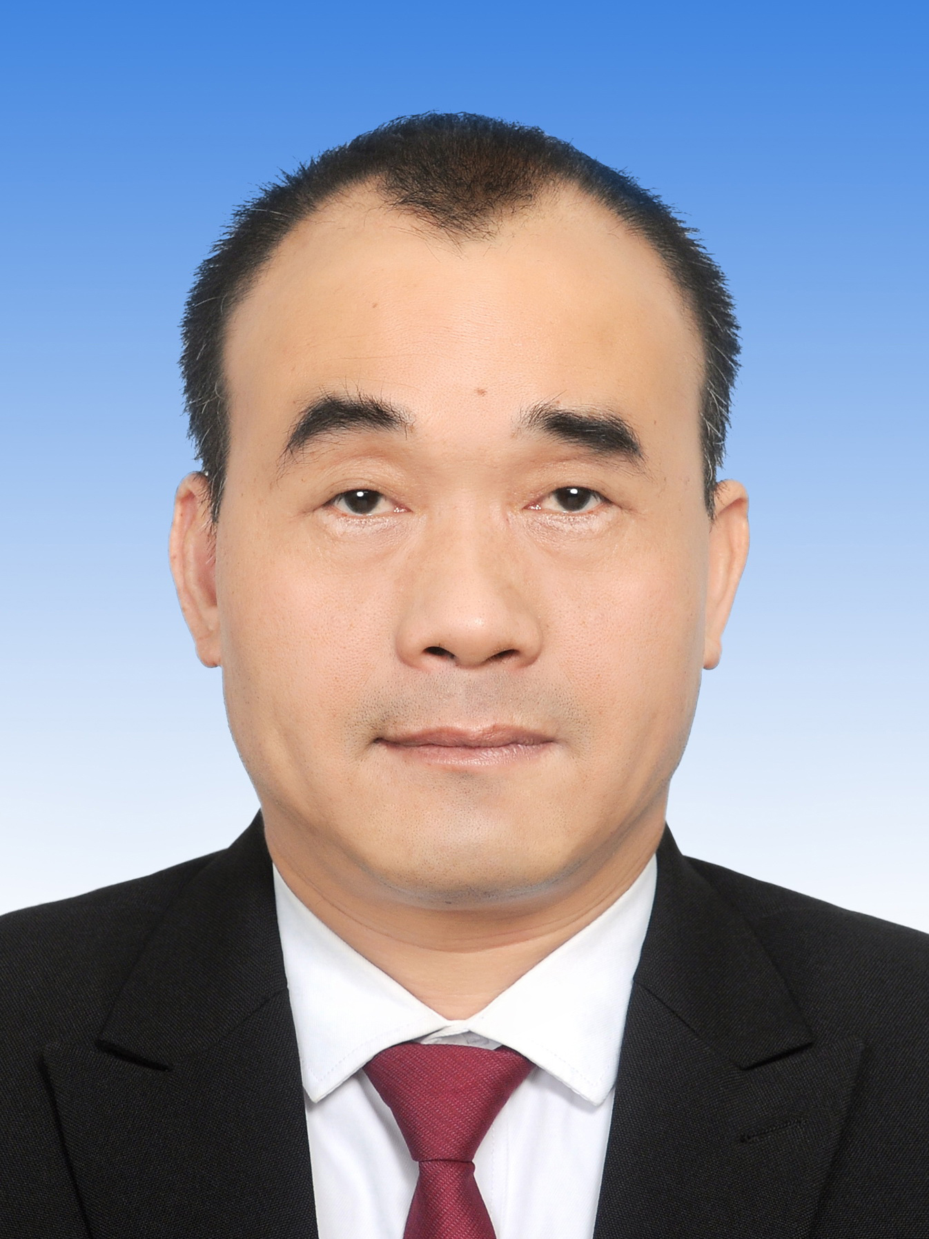 陈育文.jpg