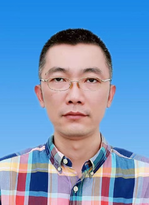 黄东雷.png