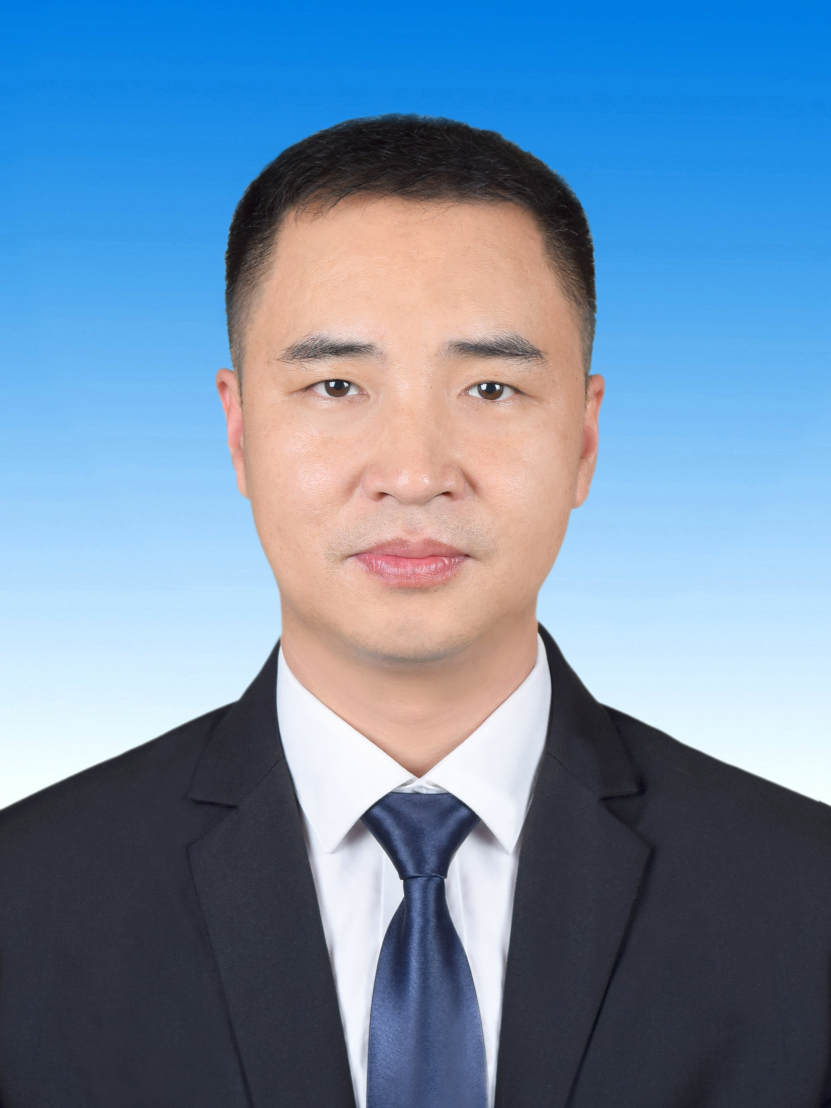李水平新照片20240802.jpg