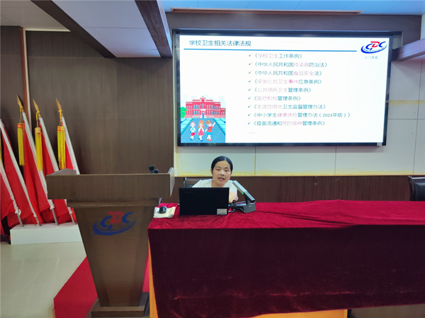 2.专家授课。_副本.jpg