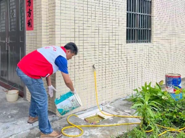 翻盆倒罐清积水。_副本.jpg