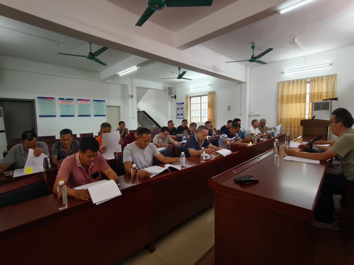 恩平市恩城街道石栏村退役军人服务站开展政策理论学习活动 