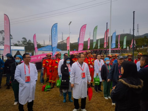 万全准备,平安守护 ——十五运自行车(山地)比赛医疗保障实现“零触发”圆满保障_副本.jpg