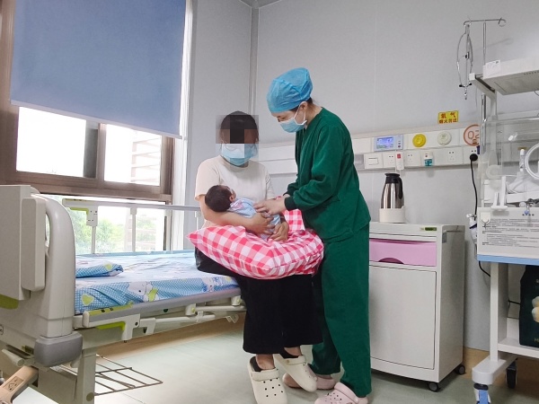 温情守护新生，我市首家新生儿家庭参与式病房正式启用