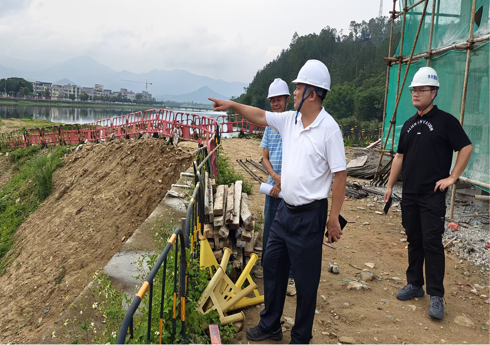 市水利局开展2026年“五一”期间水利行业安全防范综合大检查