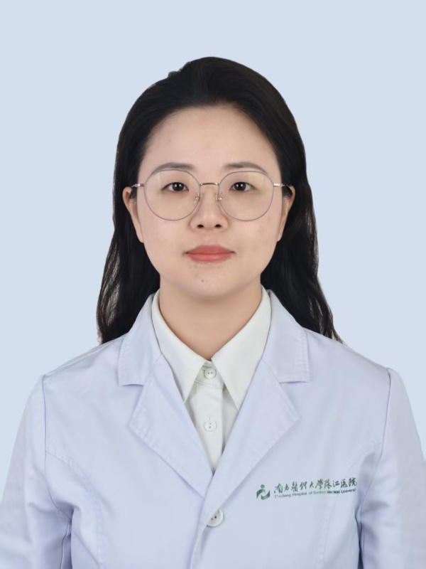 田霞辉（影像诊断科）_副本.jpg