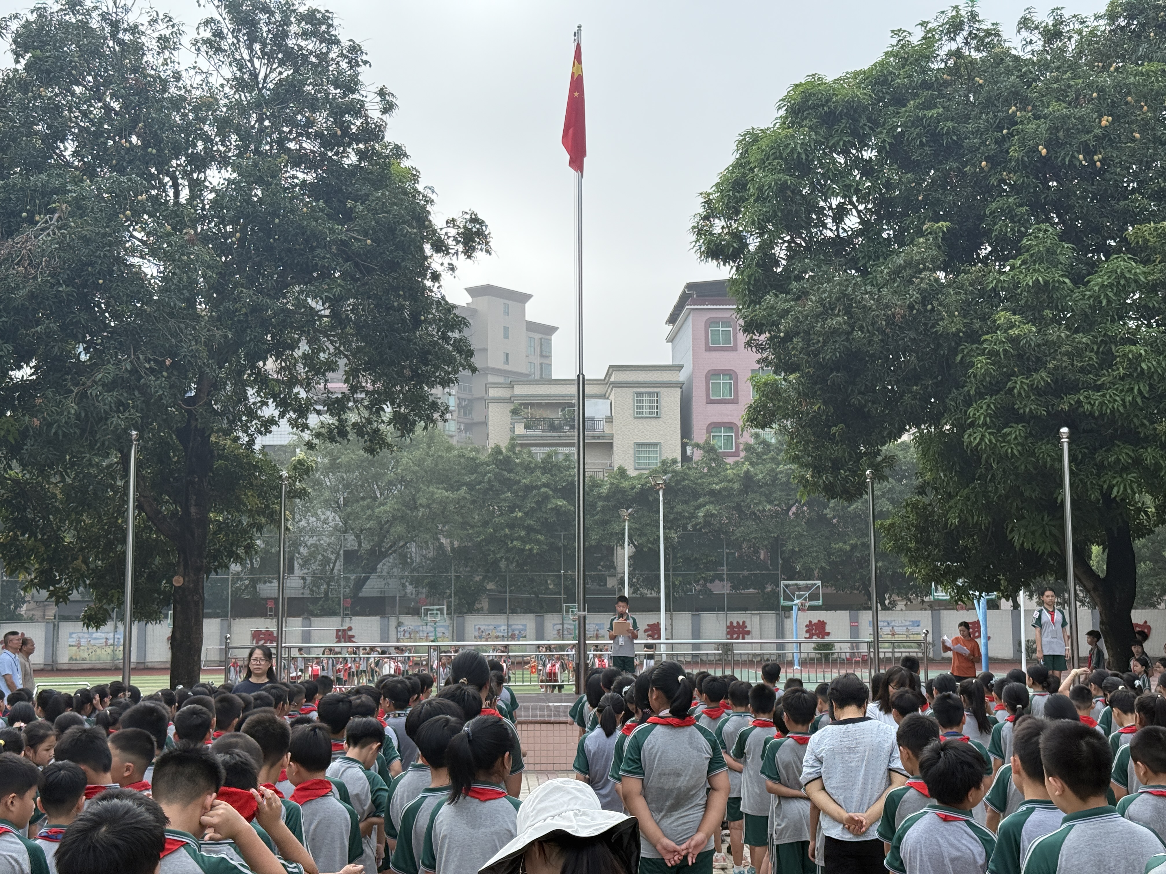1.国旗下讲话.jpg