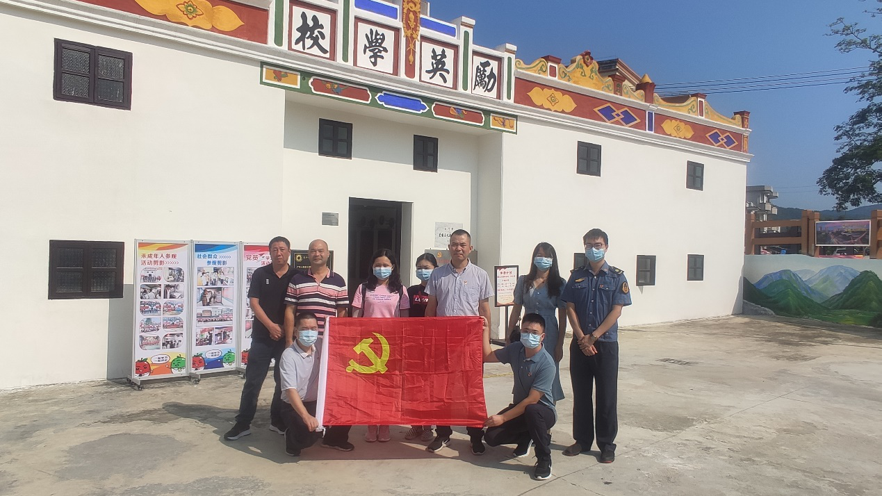 市交通运输局继续开展参观活动，推动党史学习教育走深走实.png