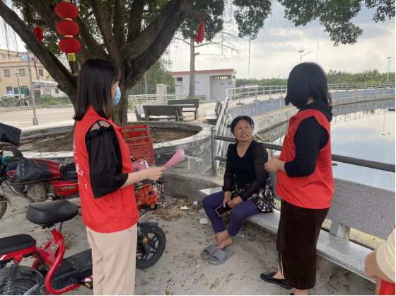 简报2022-56期 沙湖镇：党建领跑，为疫苗接种装配“红色引擎”328.png
