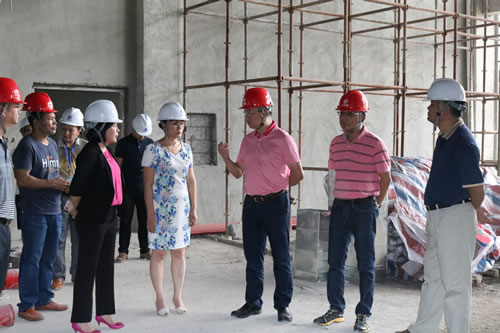 1、在市妇幼保健院新院建设项目现场调研.jpg 1、在市妇幼保健院新院建设项目现场调研.jpg