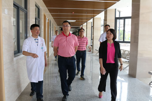 3、在市人民医院120急救体系建设项目现场调研.jpg 3、在市人民医院120急救体系建设项目现场调研.jpg