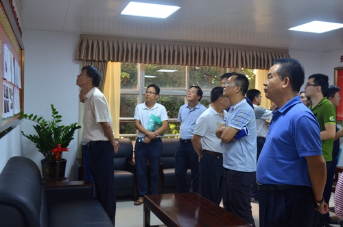 副本11观摩学习恩城街道工委人大工作档案管理情况1.jpg