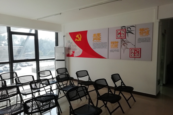 副本4综合活动室.jpg 副本4综合活动室.jpg