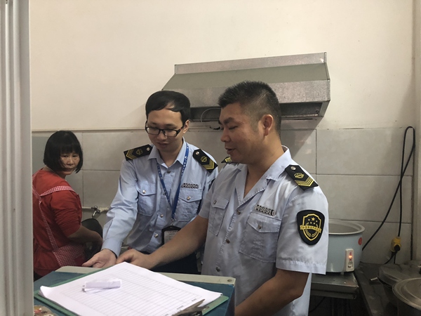 那吉镇开展2019年春季校园及周边食品安全专