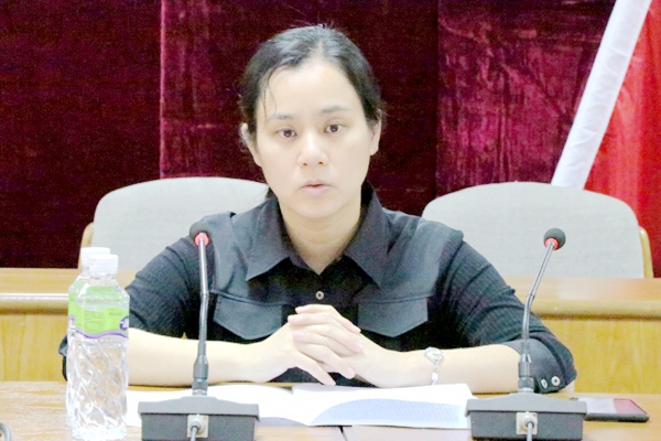 副本3纪委书记岑巧霞强调“四议两公开”工作纪律.jpg 副本3纪委书记岑巧霞强调“四议两公开”工作纪律.jpg