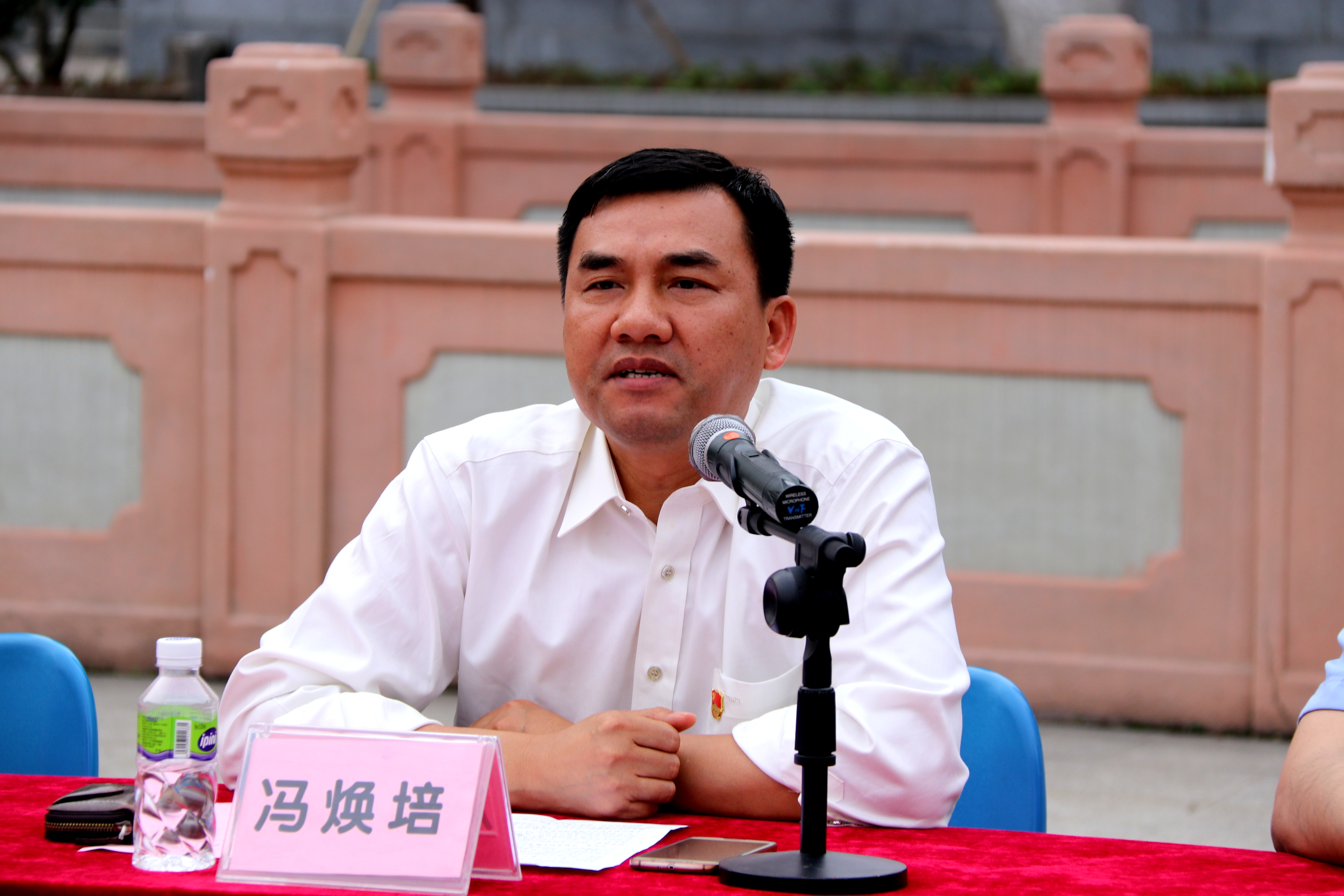 避震、消防应急疏散救援演练活动在恩平一中举