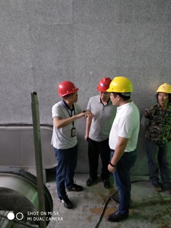 检查现场.jpg 检查现场.jpg